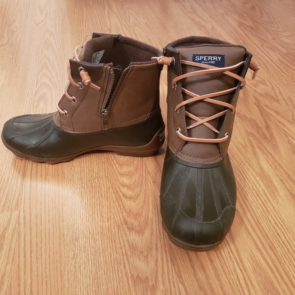 Sperry duck boots
